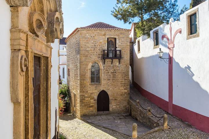 Casa de férias para 10 pessoas, com terraço em Óbidos