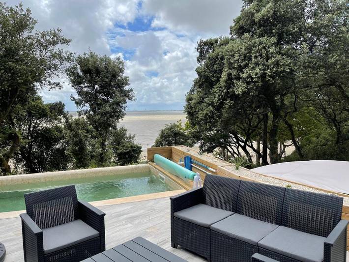 Location de vacances pour 6 personnes, avec balcon ainsi que piscine et vue dans Plage des Nonnes - 2