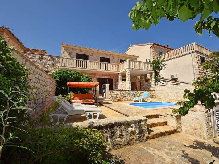 Ferienwohnung für 7 Personen, mit Terrasse und Pool, mit Haustier in Kroatien - 3