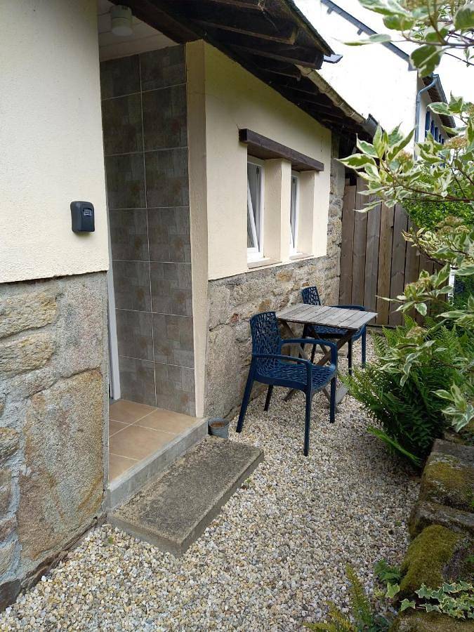 Gîte pour 2 personnes, avec jardin à Bannalec - 4