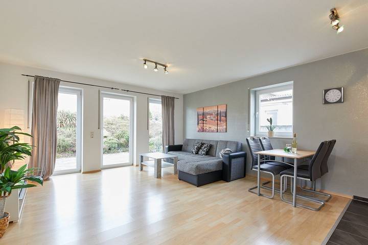 Ferienwohnung für 4 Personen, mit Terrasse und Ausblick in Bernkastel-Kues