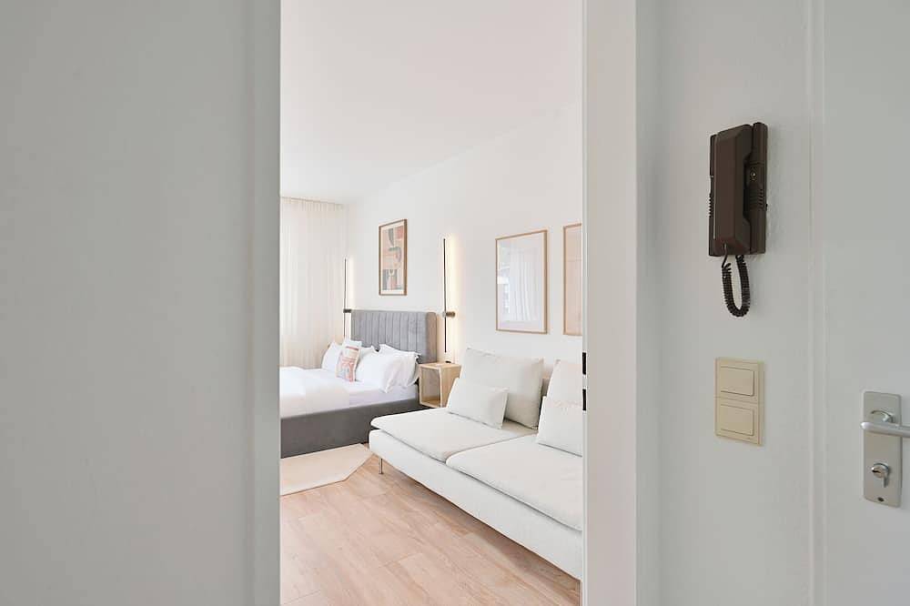 Entire apartment, Beautiful 1-Bedroom with Kitchen near Wuppertal University with free wifi in Wuppertal, Bergisch region