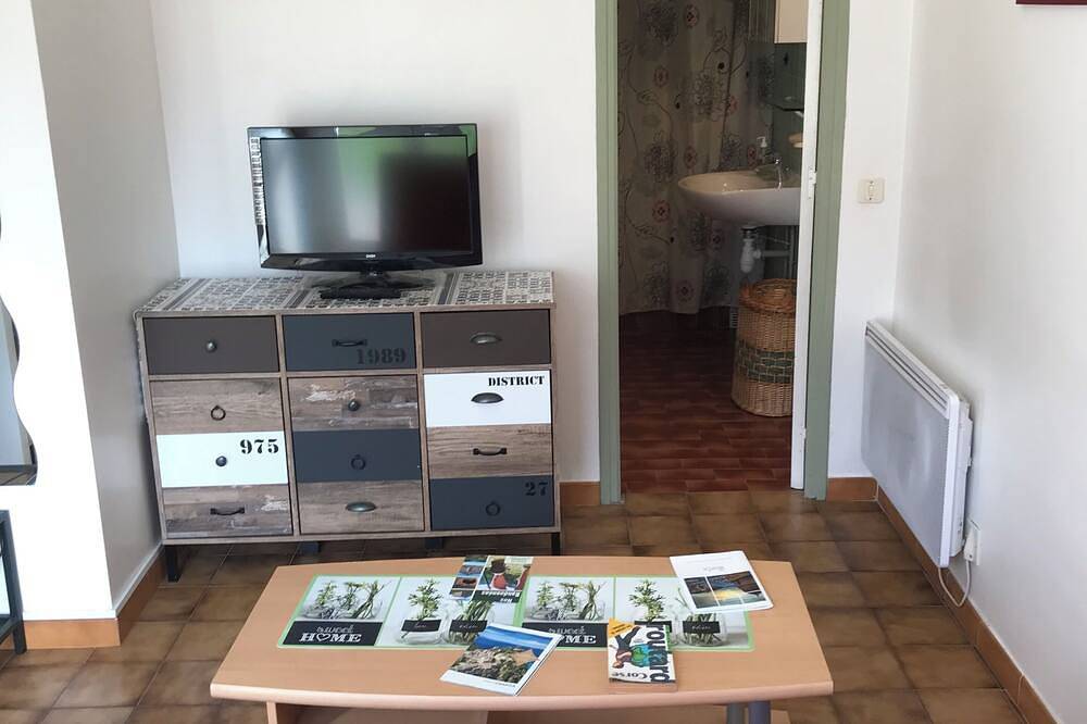 Charmant logement avec entrée et jardin strictement indépendant à 2Km des plages in Furiani, Cap Corse