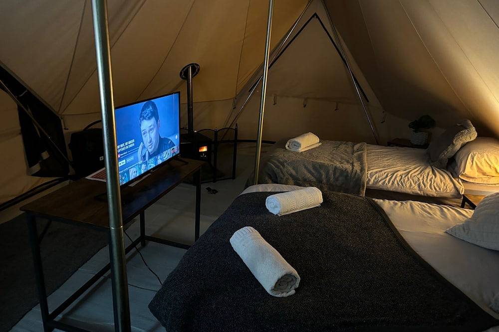 Cozy Hot Tent with Log Burner & Hot Tub Left Tent in Isle of Anglesey