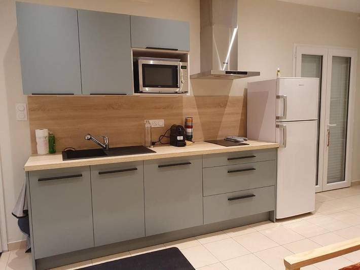 Gîte pour 2 personnes, avec terrasse et vue, animaux acceptés à Cransac