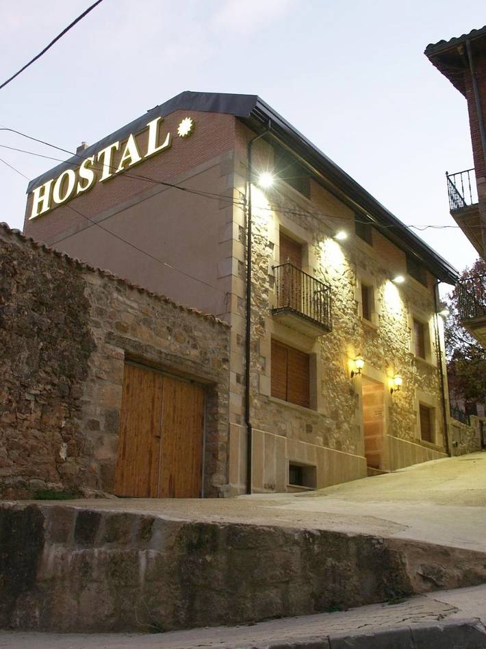 Casa rural para 18 personas, con jardín y vistas en Pinares (Soria) - 2