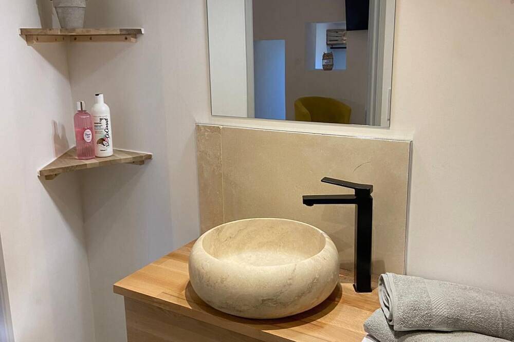 Ganze Wohnung, Cosy T2 with Terrace Hyper Centre in Bourges, Bourges und Umgebung