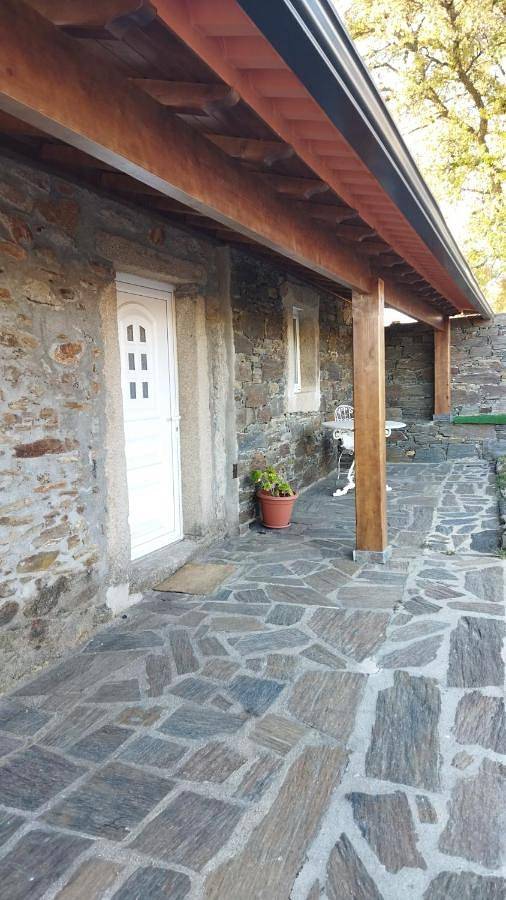 Casa de férias para 5 pessoas, com Terraço e Jardim e ainda Piscina and Vista em Mogadouro