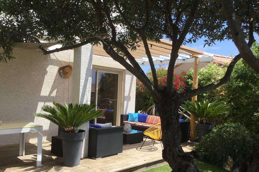 Villa Et Jardin au Soleil in La Palme, Côte d'Améthyste
