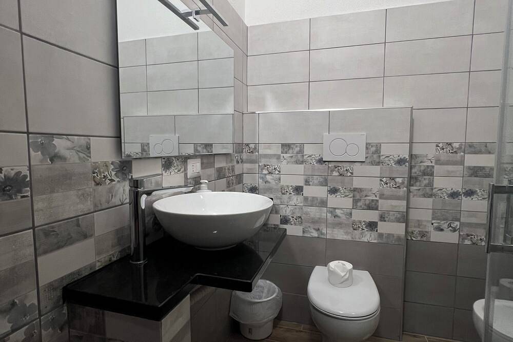 B&B Casa Lamanna- Room No. 3 in Crucoli, Gulf of Taranto
