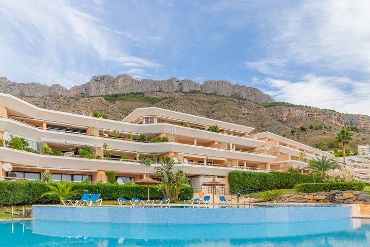 Escapadas de fin de semana para 6 personas, con Jardín y Piscina para niños en Altea
