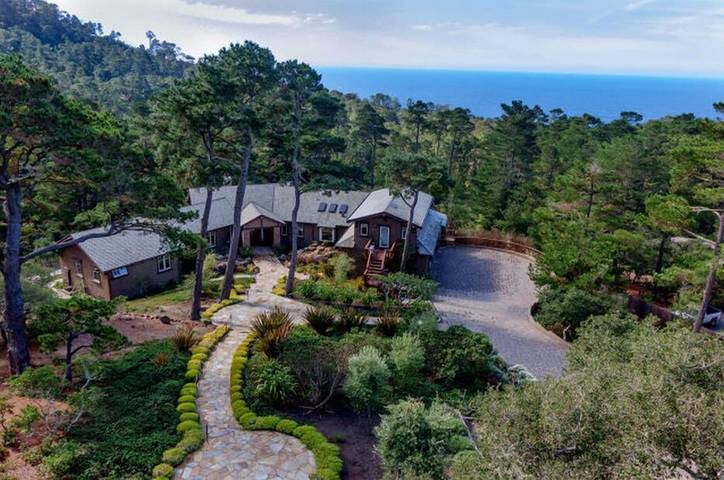 Vacation house for 10 people, with terrace and yard, with pets in Big Sur
