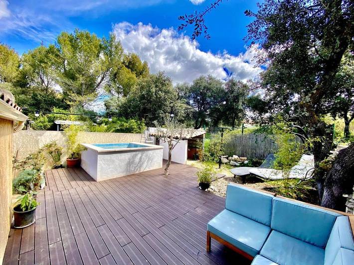 Maison de vacances pour 8 personnes, avec bassin pour enfant ainsi que piscine et jardin, animaux acceptés