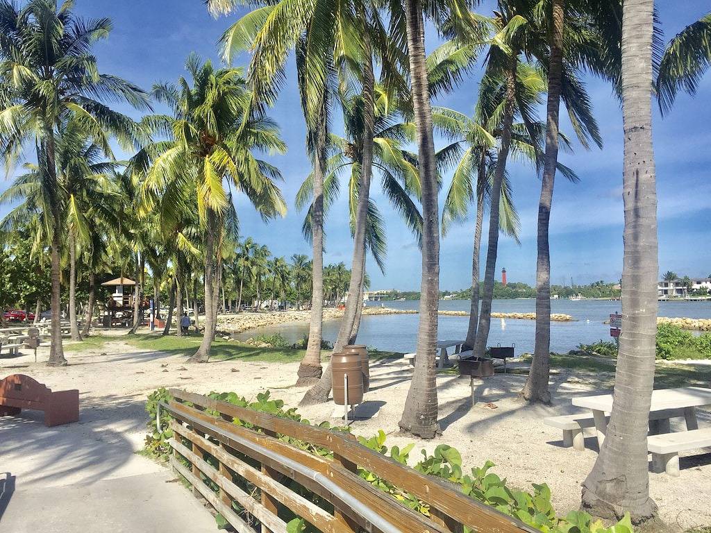 Ganze Wohnung, : Sandy Feet Retreat: Gehen Sie zum Strand! : in Jupiter, Palm Beach County