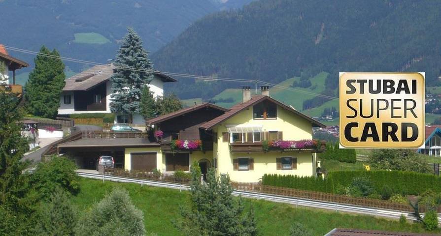 Ferienwohnung für 6 Personen, mit Balkon und Terrasse sowie Garten und Ausblick