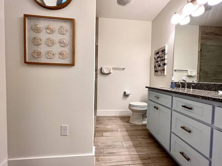 Vacation rental for 8 people, with hot tub and yard as well as pool in Cape San Blas