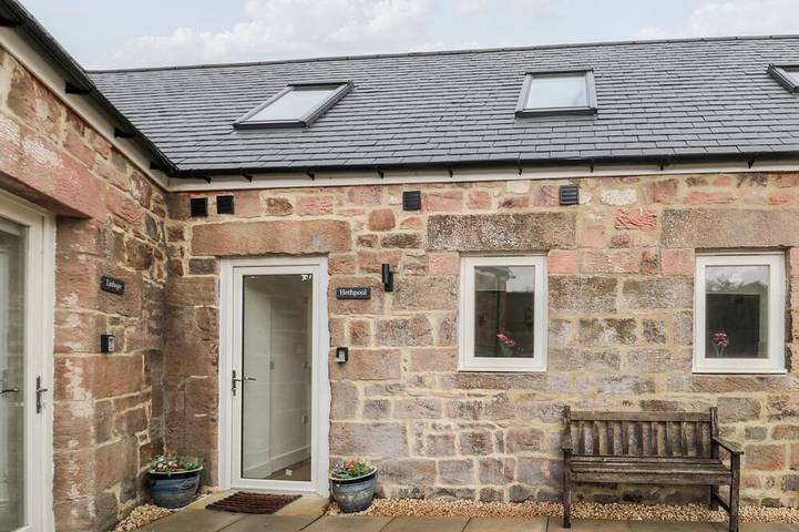 Cottage for 4 people, with garden, with pets in Wooler