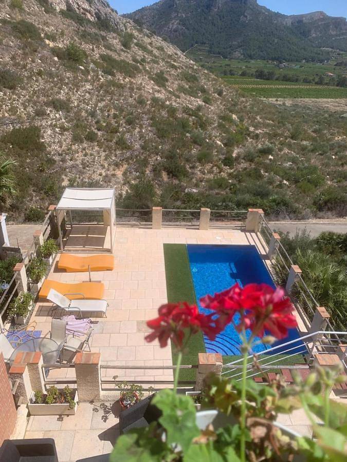 Casa para 4 personas, con jardín además de piscina y vistas en Gandía