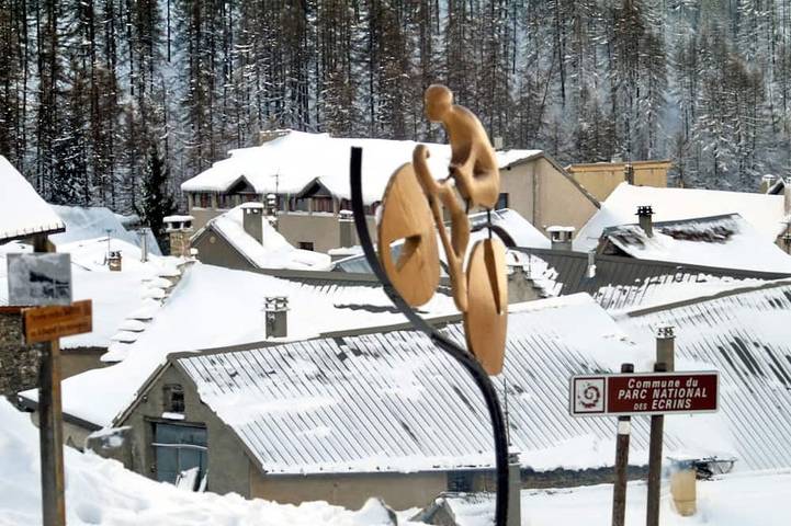 Gîte pour 9 personnes, avec terrasse à Villar-d'Arêne - 4