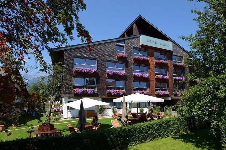 Hôtel pour 3 personnes, avec Terrasse ainsi que Jardin et Sauna dans St Johann in Tirol