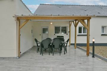 Gîte pour 7 personnes, avec terrasse, animaux acceptés à Vindefontaine