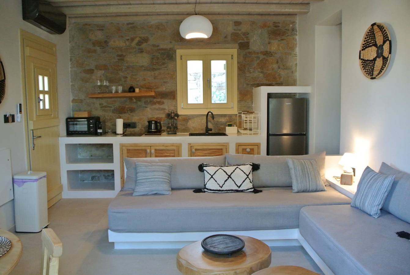 Dazzling Ios Villa | Villa Meltemi | 1 Bedroom | Breathtaking Sea Views | Private Outdoor Pool | Private Furnished Terrace | Outdoor Dining Area | Private Garden | Prime Location in Ios