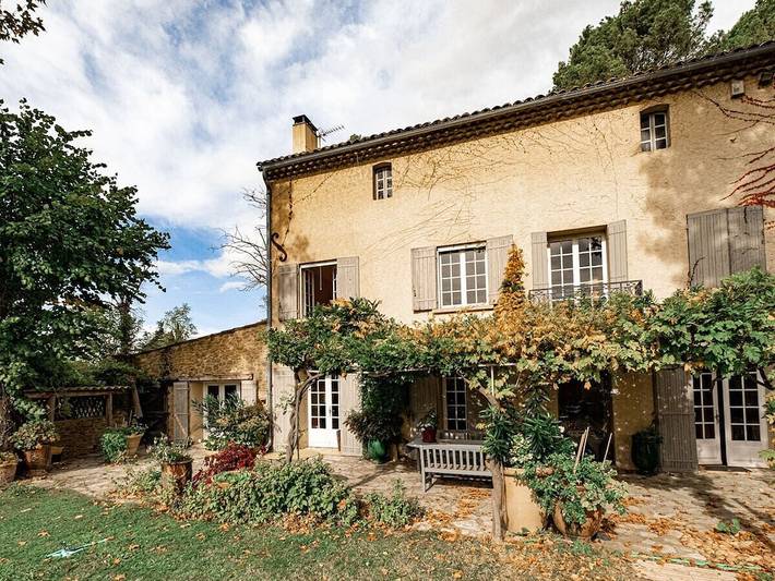 Ferienhaus in Sarrians mit Schwimmbecken in Sarrians, Vaucluse
