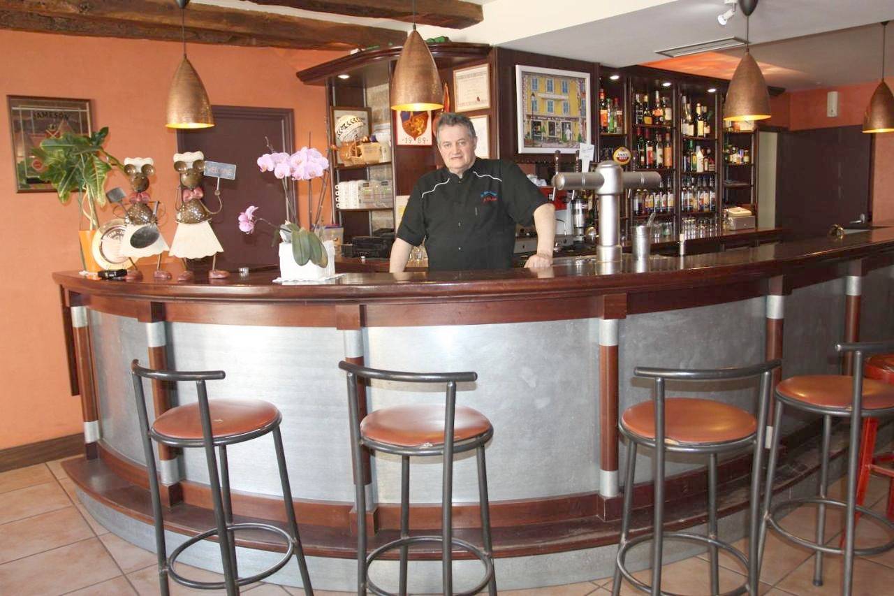 Logis hotel restaurant Au Bon Accueil in Arvieu, Aveyron