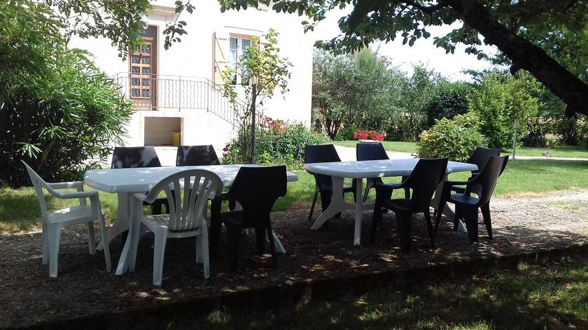Gîte pour 12 personnes, avec jardin et terrasse dans le Tarn - 4