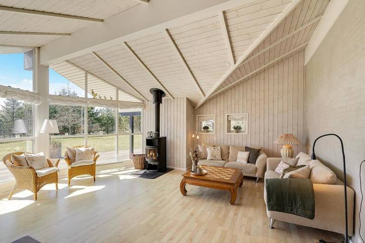 Ferienhaus für 6 Personen, mit Balkon/Terrasse und Whirlpool sowie Garten und Sauna in Filsø See - 2
