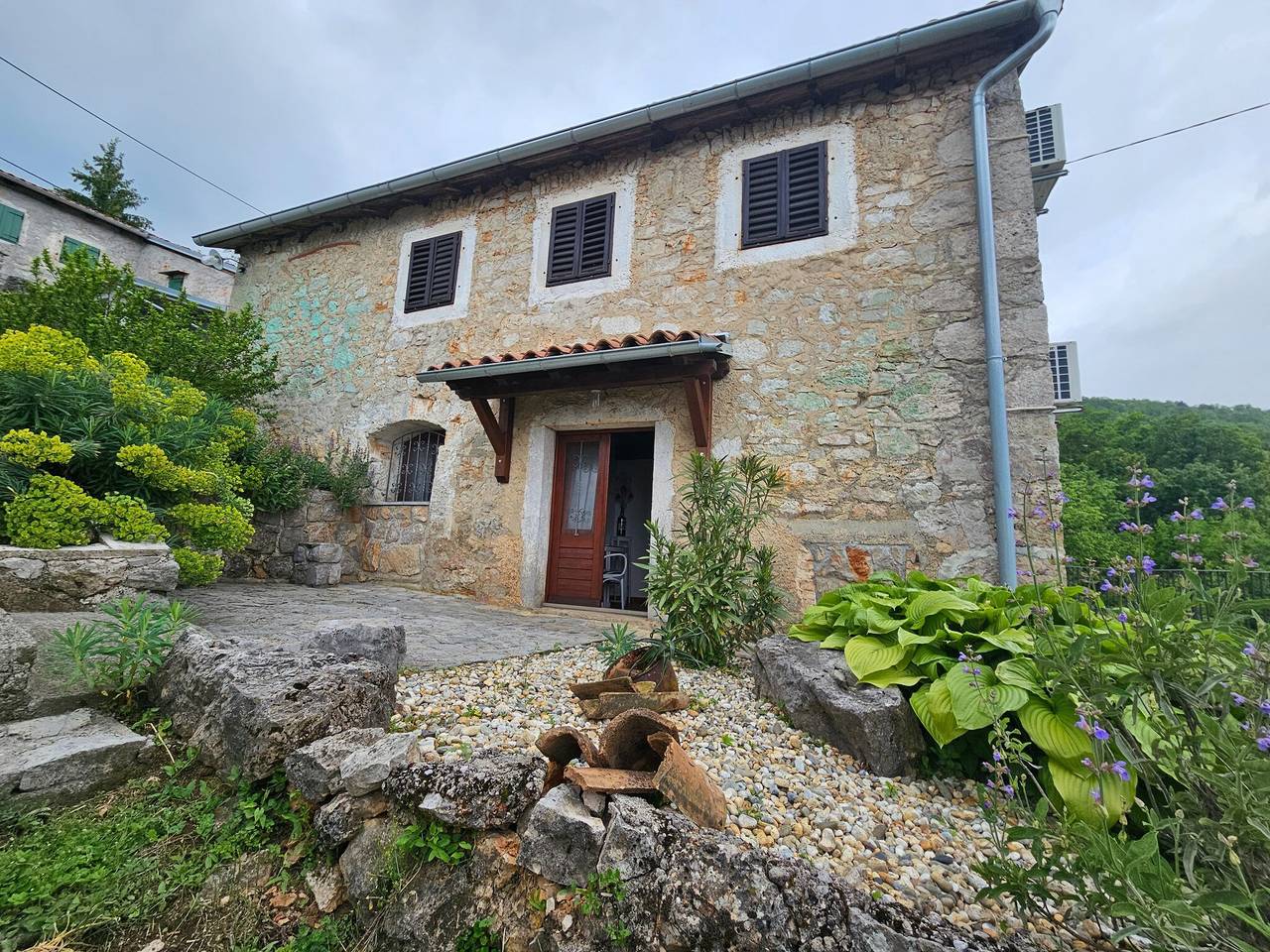 Casa vacanza a Kvarn a partire da 189€ a notte