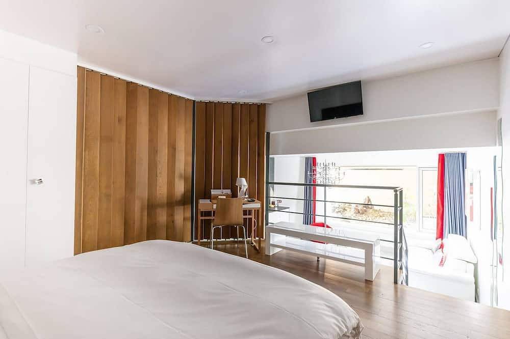 Marais - Elegant in Old Paris in 3rd Arrondissement, Parigi
