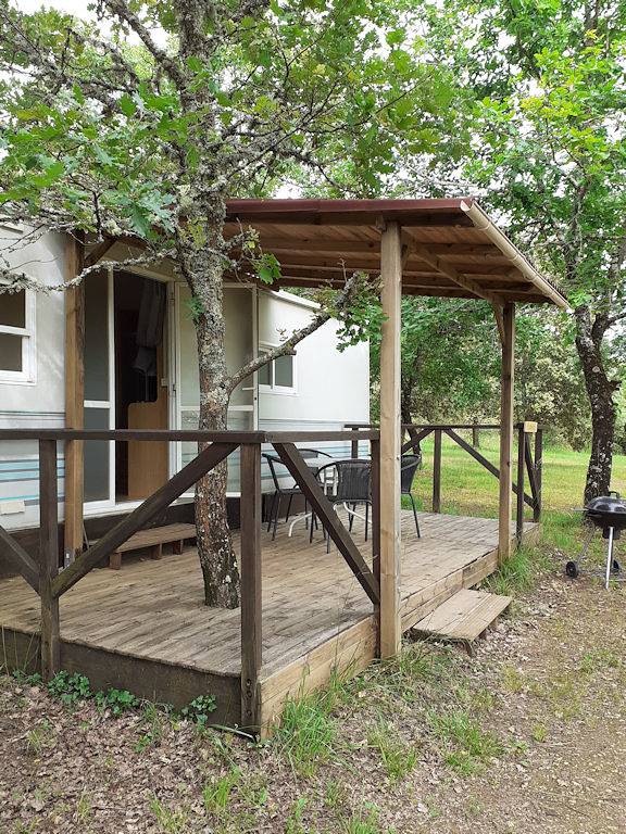 Mobil home pour 4 personnes, avec piscine et jardin à Le Buisson-de-Cadouin - 2
