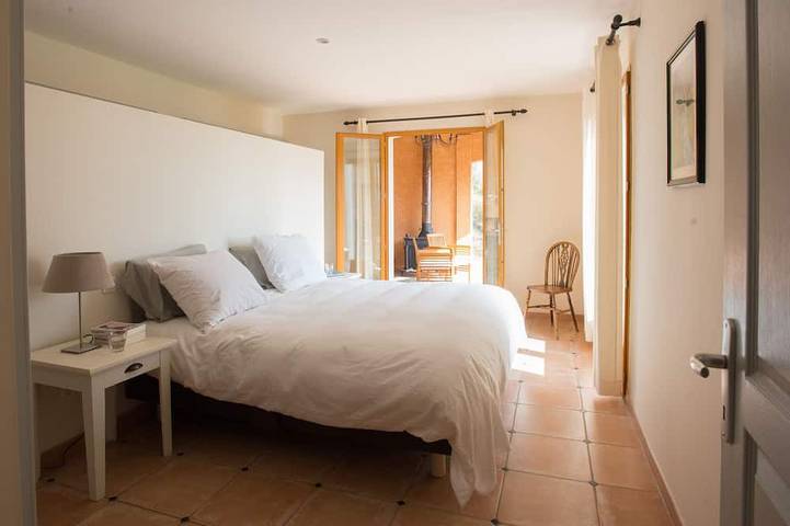 Location de vacances pour 10 personnes, avec jardin et terrasse à Saint-Chinian - 2