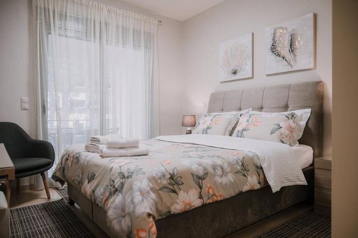 Ferienwohnung für 7 Personen, mit Garten, kinderfreundlich in Nafplio