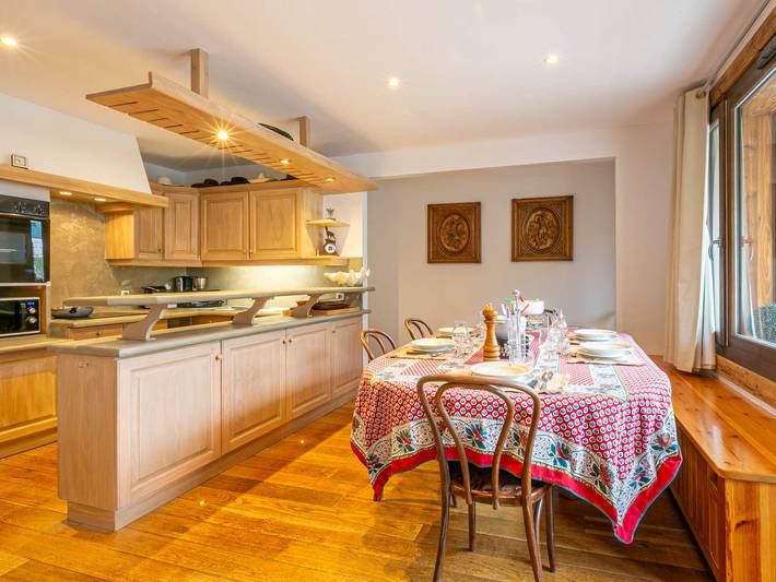 Gîte pour 6 personnes, avec terrasse dans Office De Tourisme De Val D Isere - 4