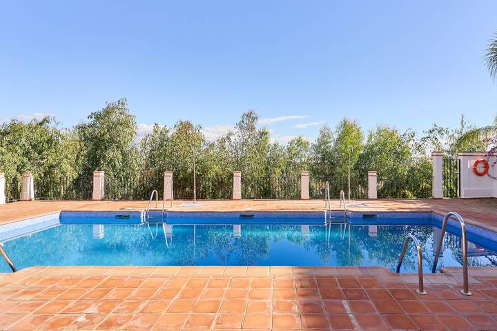 Appartement entier, Appartement 'Vista Al Mar' avec vue sur la mer, Wi-Fi et climatisation in La Herradura, Almuñecar