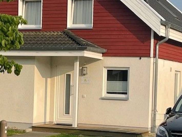 Ferienhaus für 4 Personen, mit Terrasse und Whirlpool sowie Sauna, mit Haustier