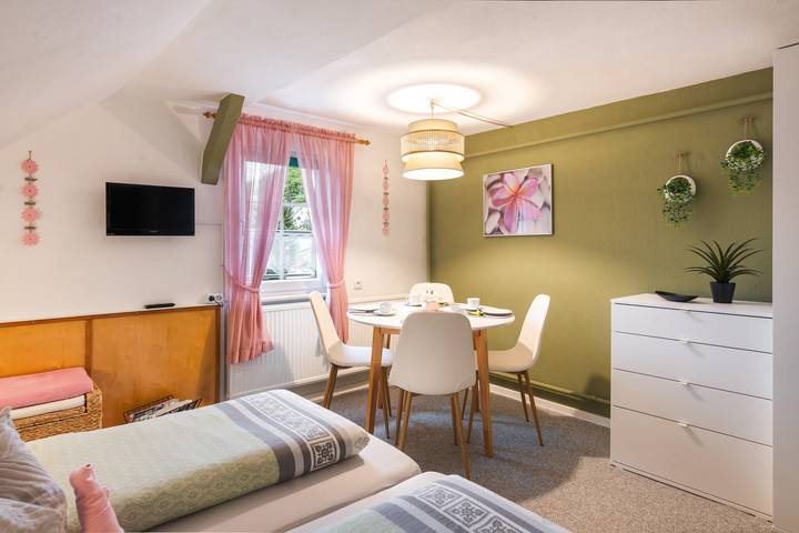 Ferienwohnung für 4 Personen, mit Garten