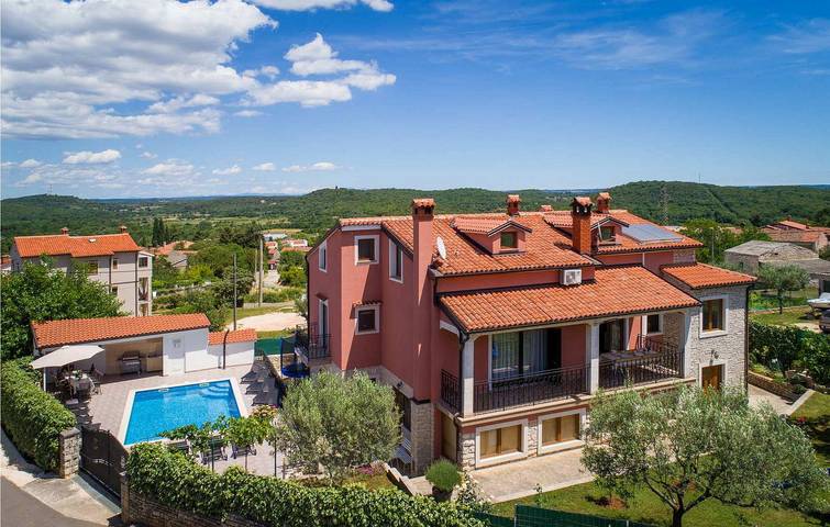 Ferienhaus für 12 Personen, mit Terrasse in Rovinj - 2