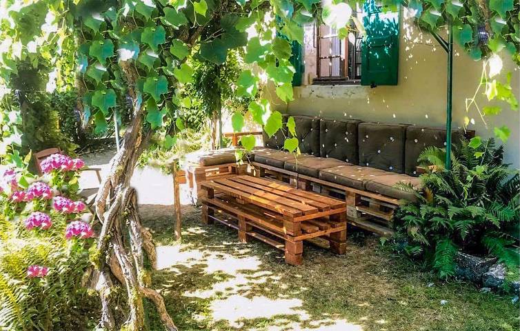 Ferienhaus für 13 Personen, mit Terrasse und Ausblick, kinderfreundlich in Franche-Comté - 4