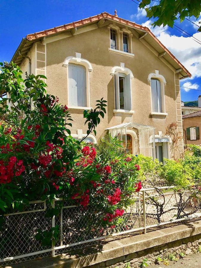 Appartement entier, Clair Matin - Appartement Balcon - Maison privée in Lamalou-les-Bains, Région de Béziers
