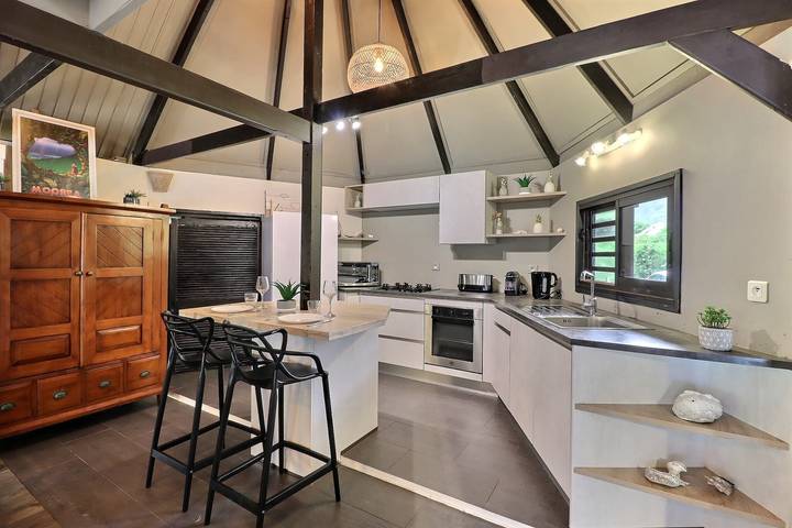 Gîte pour 6 personnes, avec terrasse et piscine dans Polynésie française - 3