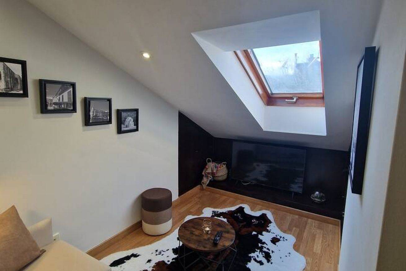Appartement entier, Appartement cosy avec Wi-Fi : cuisine, lave-linge, sèche-linge, ascenseur in Oviedo, Chaîne Cantabrique