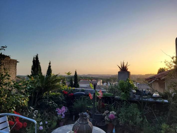 Gîte pour 4 personnes, avec terrasse dans Palais des Papes