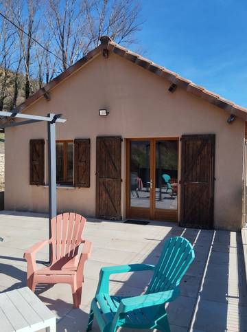 Gîte pour 5 personnes, avec balcon dans l' Aveyron