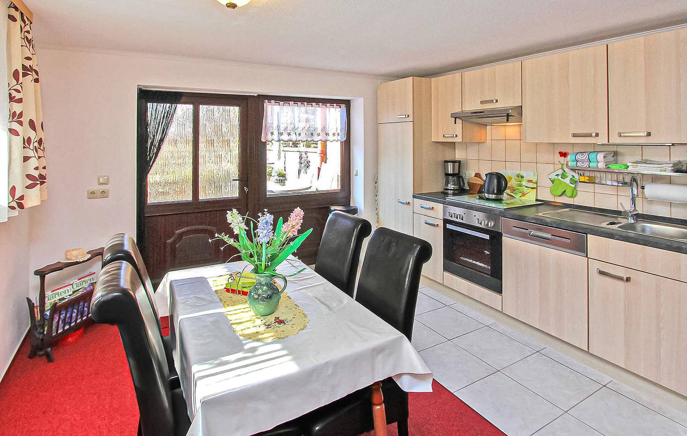 Ganze Ferienwohnung, Appartement am Strand mit Parkplatz, Terrasse & WiFi in Malchow, Fleesensee