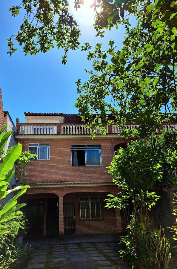 Casas e apartamentos de temporada para 8 pessoas, com vista e jardim em Mangaratiba