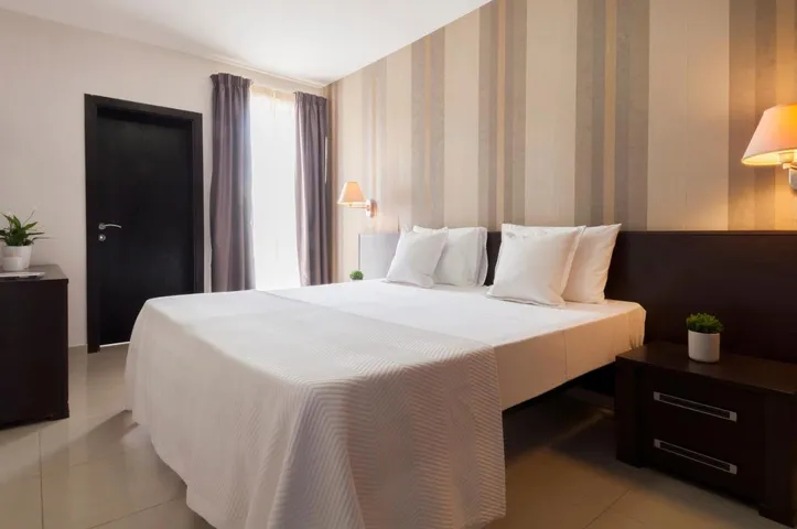 Apartmenthotel for 5 people, with view and pool as well as balcony, with pets - 1