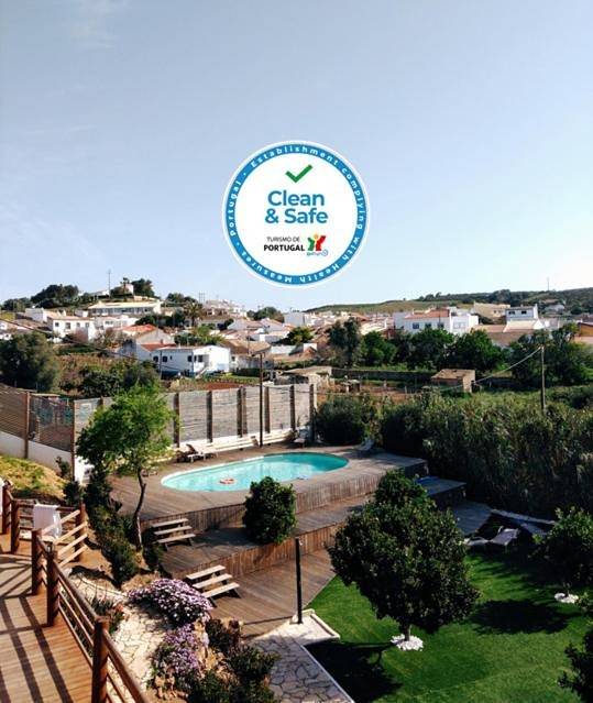 Hostel para 2 pessoas, com Terraço e Jardim e ainda Piscina em Raposeira
